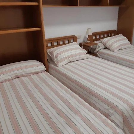 Apartamento Con Terraza Y Vistas Al Mar